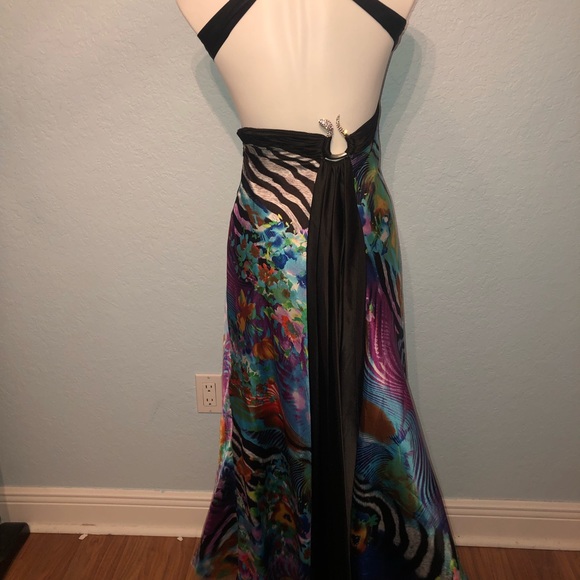 DRESS - Picture 3 of 5